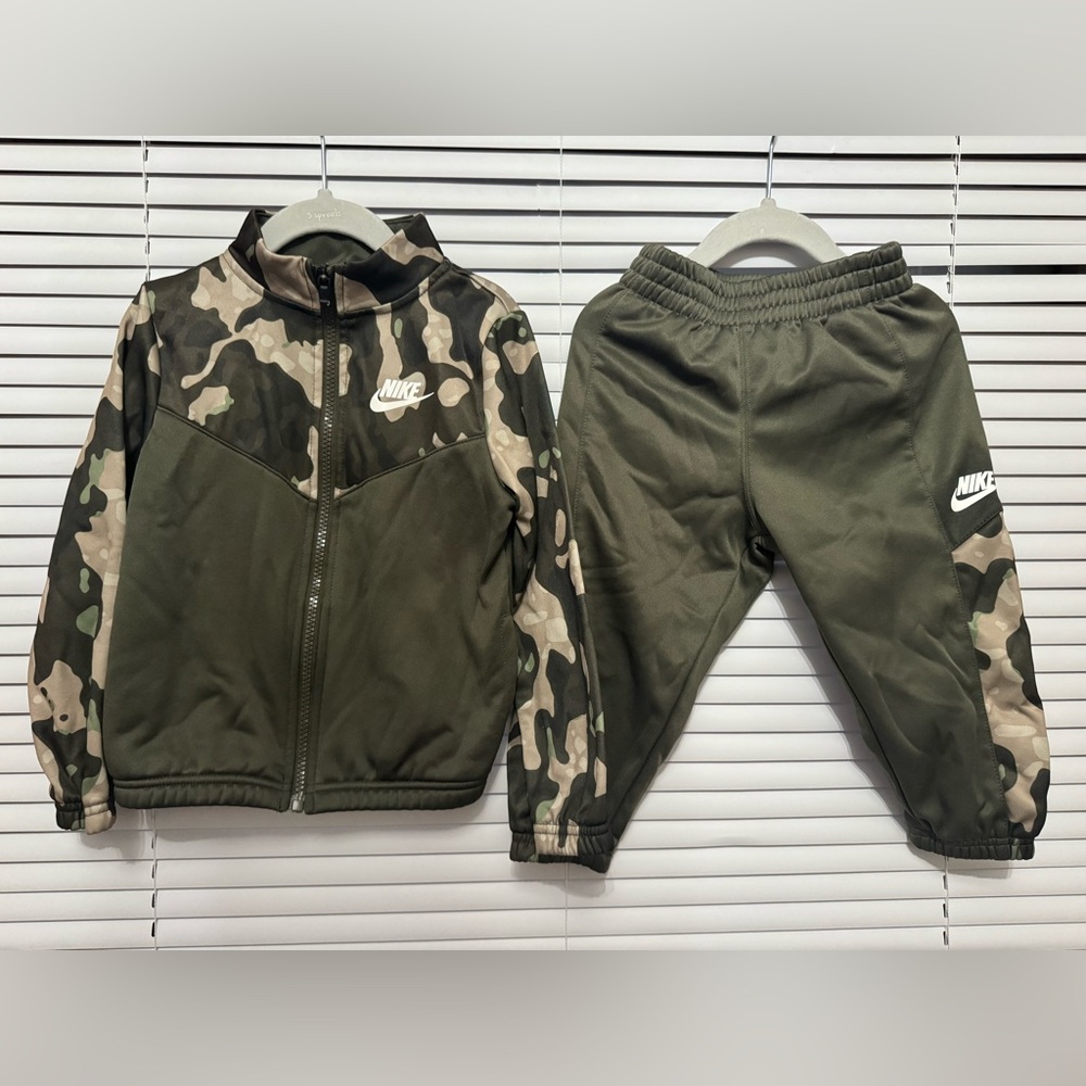 Nike Kids' Olive Camouflage Joggers